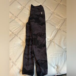 Gymreaper camo XL leggings